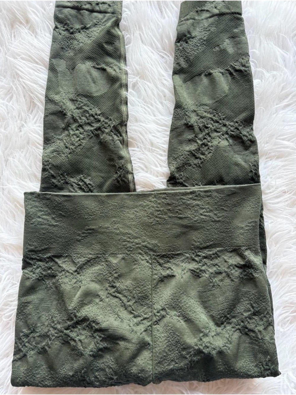 Gymshark Olive Green Seamless Leggings - Picture 3 of 4